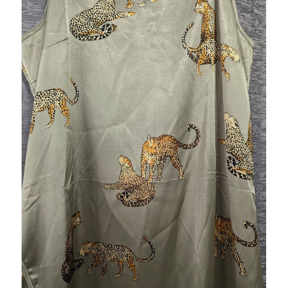 Shein Nightgown‎ Leopard Print Goldfish Gray Women's Medium - Picture 3 of 12